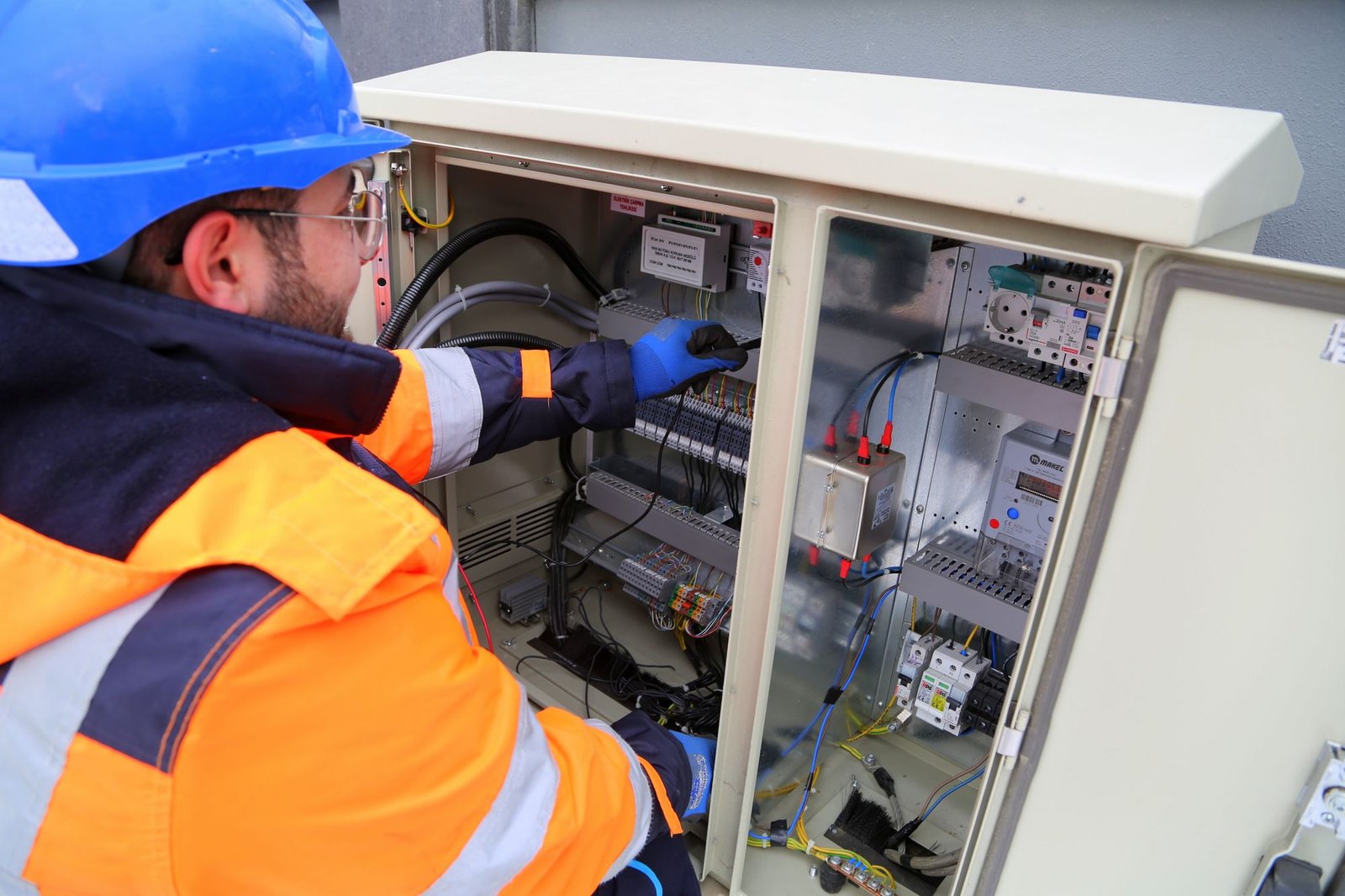 Electrical & power